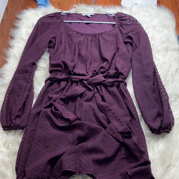 Beautiful Long sleeve dress - Picture 1 of 3